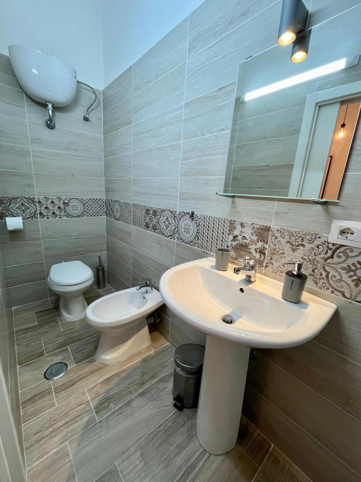 Guesthouse Marcanto - Duomo เนเปิลส์ ภายนอก รูปภาพ