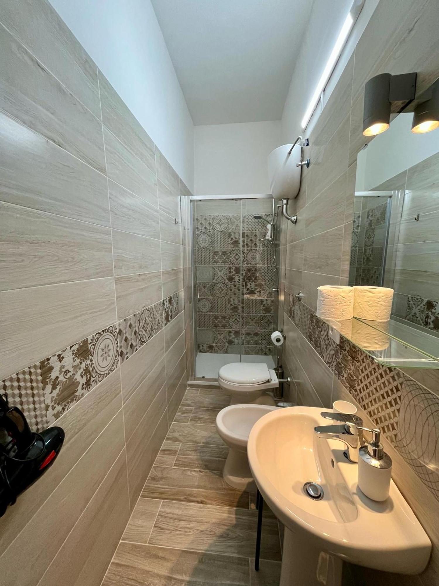 Guesthouse Marcanto - Duomo เนเปิลส์ ภายนอก รูปภาพ