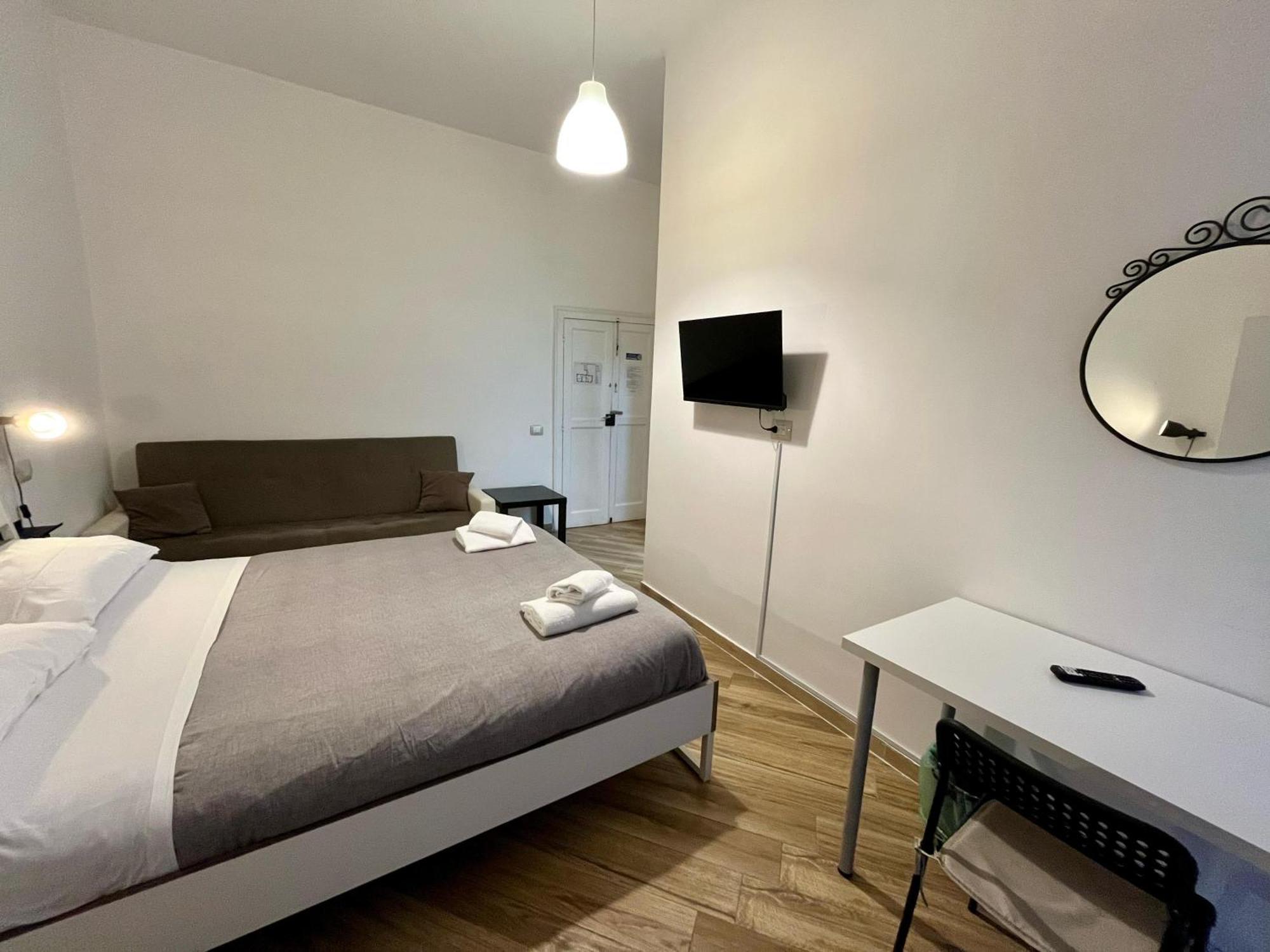 Guesthouse Marcanto - Duomo เนเปิลส์ ภายนอก รูปภาพ